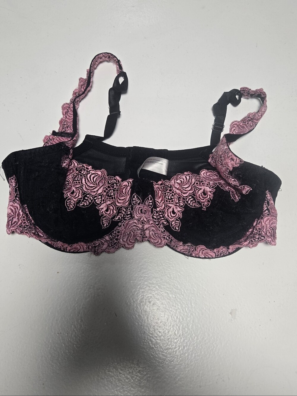 Delicates Bra Black and Pink Floral Lace Padded Size 38C